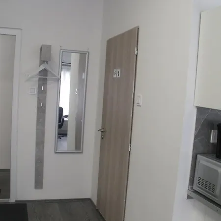 Zoeld Nap Apartman Miskolc Exterior foto